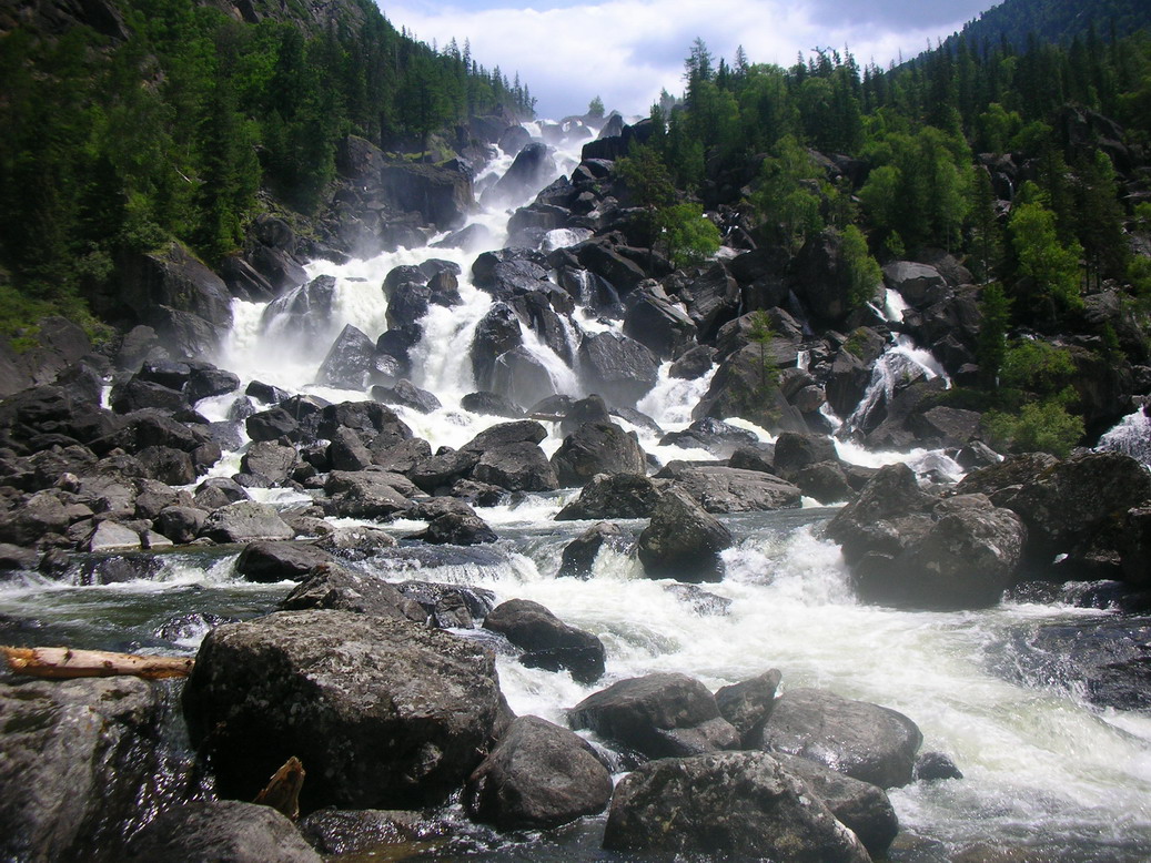 Куюсинский водопад Алтай